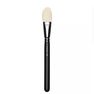 MAC 133S small cheek brush, synthetic fibers. New in package. Great gift!